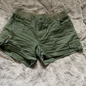 Kismet Cargo Shorts